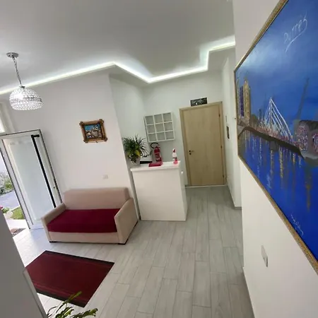 Dedej Hotel