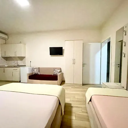 Hotel Dedej Durres