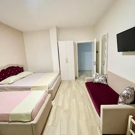 Dedej Hotel