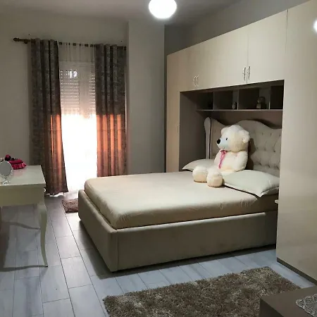 Hotel Dedej *